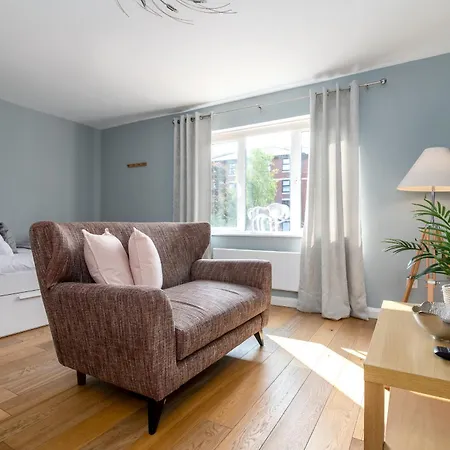 Alison Court - Urban Apartmán Bristol
