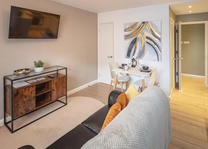 Apartment Alison Court - Urban